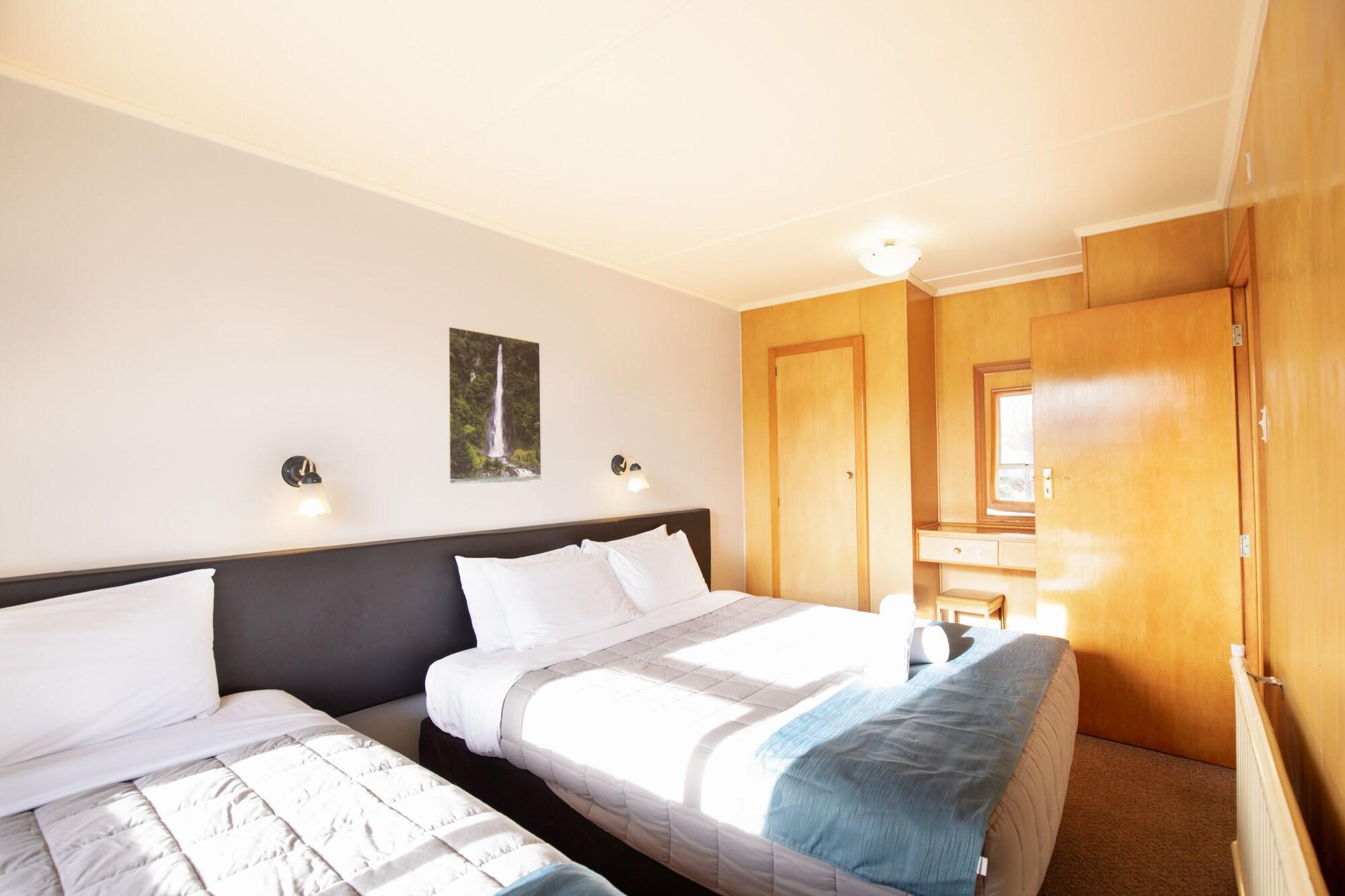 Alpine View Motel Те-Анау Экстерьер фото